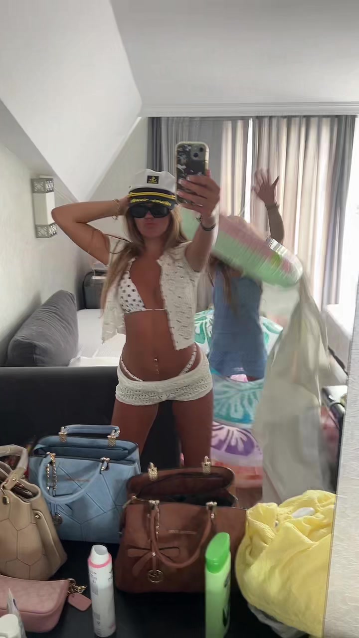 @ameliadxb
