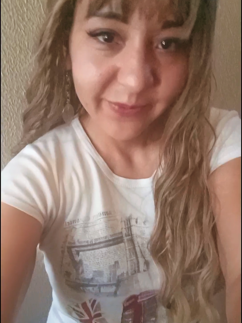 @_iamsofiax_