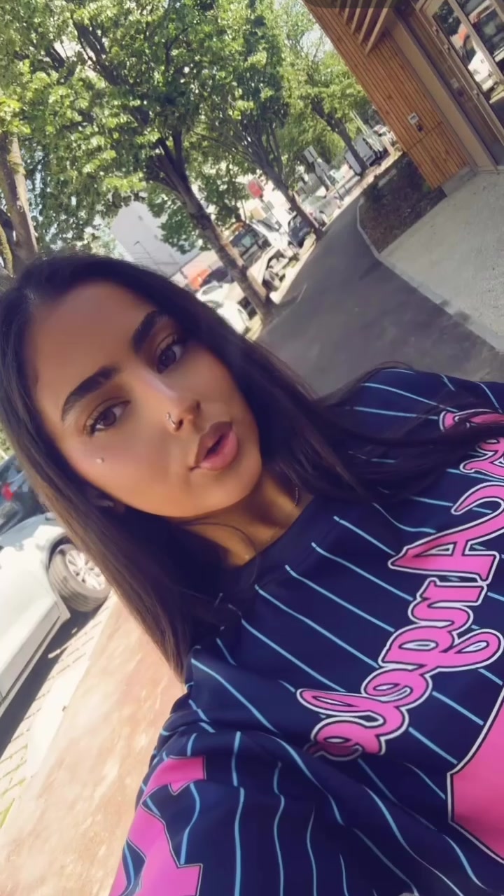 @𝐌.𝐙 🥭