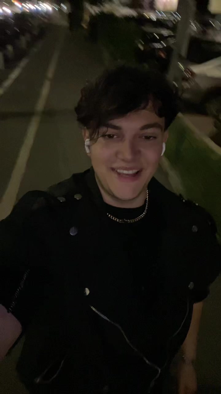 @ronniedaia