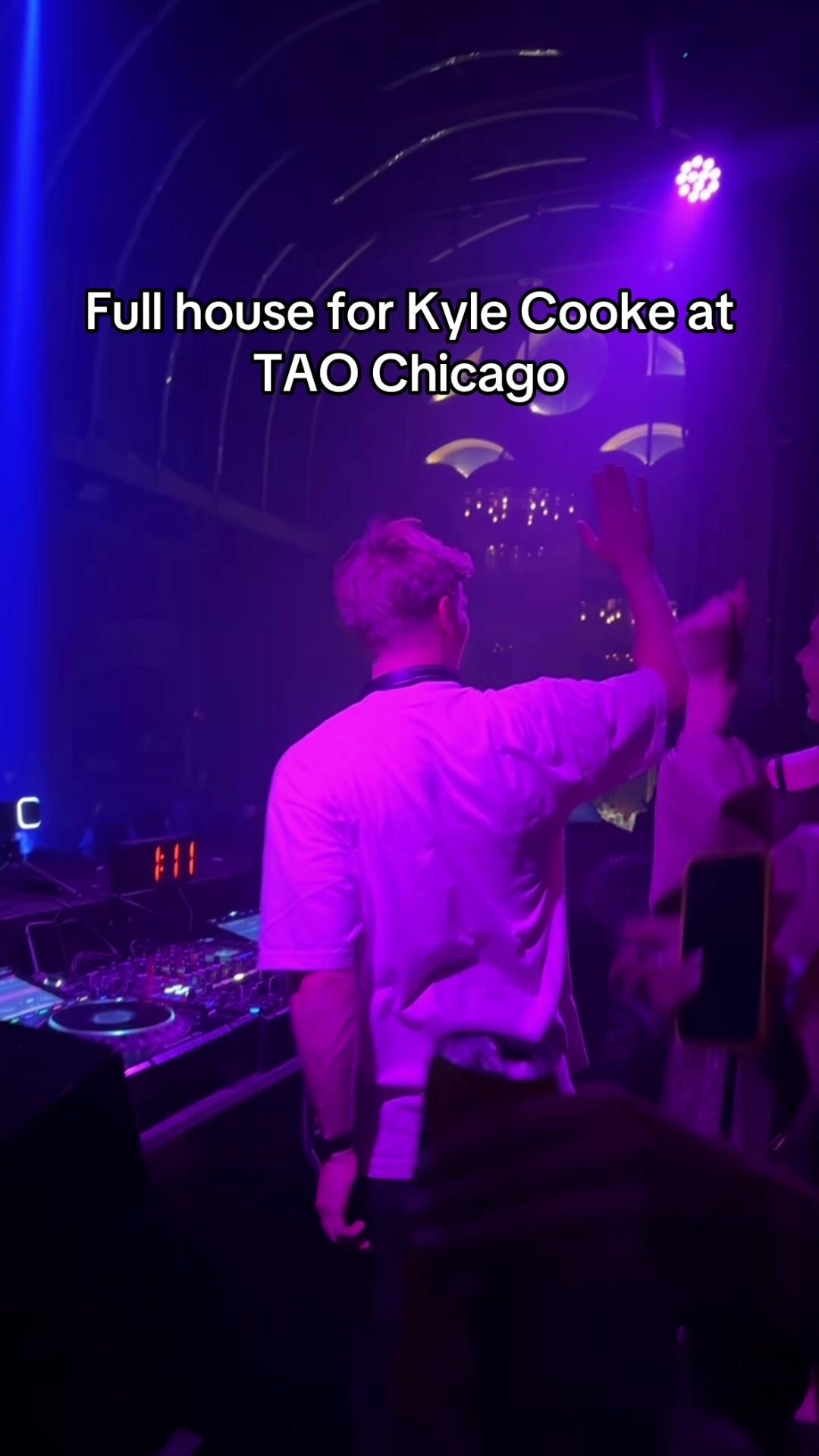 @Zoe Chicago