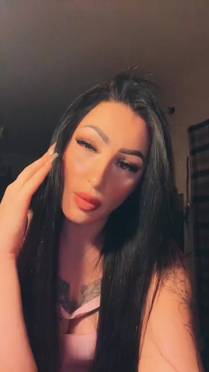 @🌺🌸Mrs Viktória🌸🌺