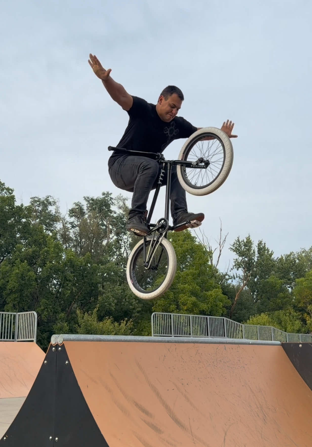 @Gabrieljrbmx