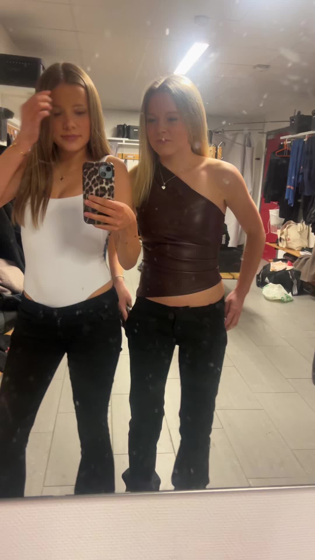 @Ella🫰🏼