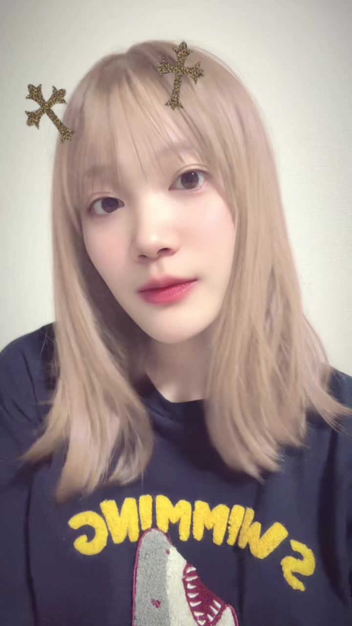 @中崎花音🥀🐝