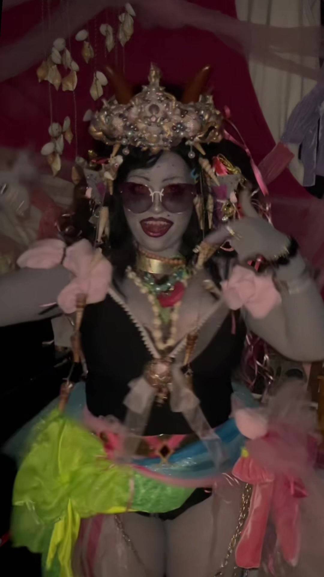 @helltiervriska