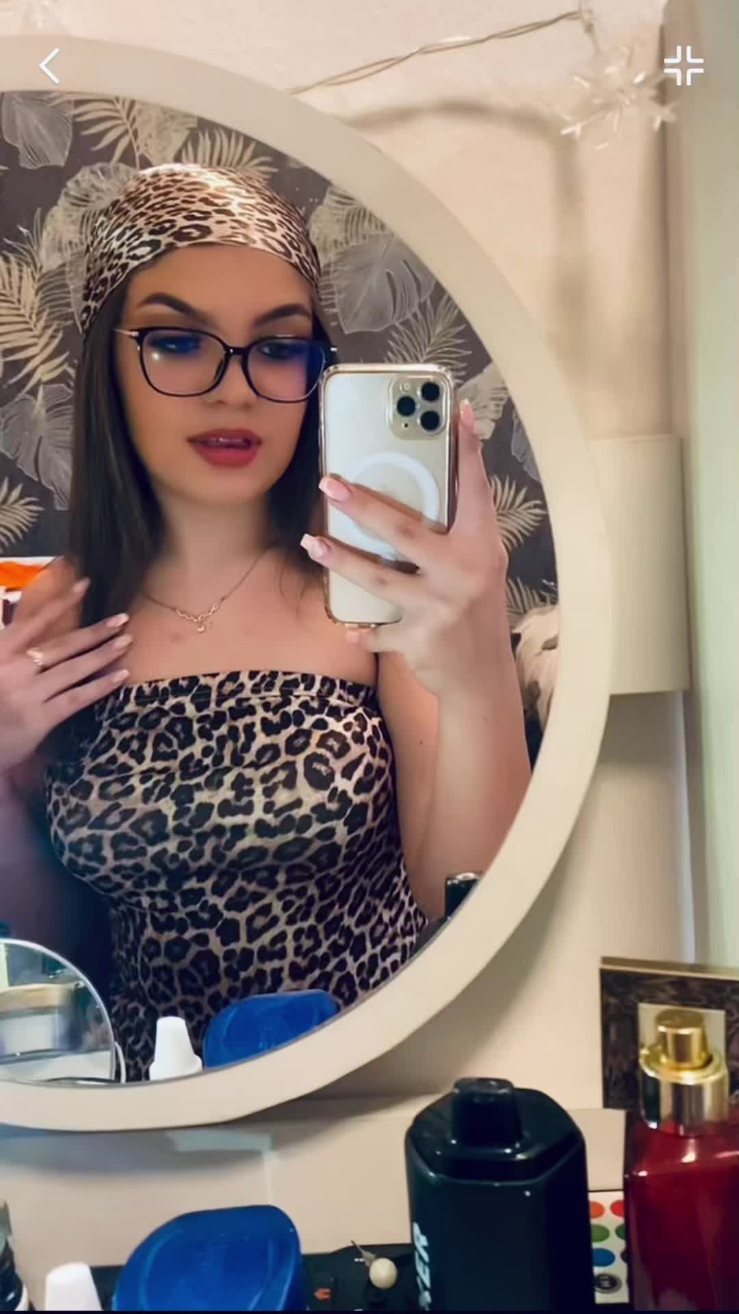 @fktee_vivii