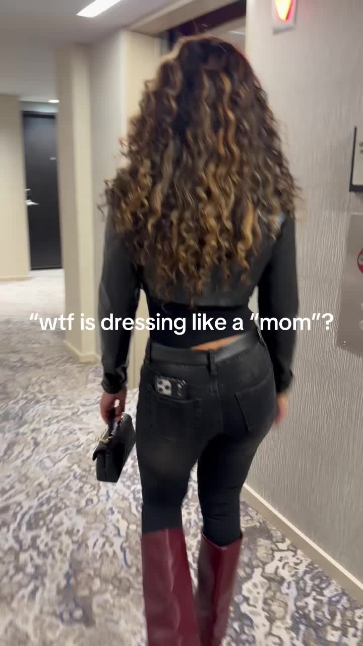 @Tay