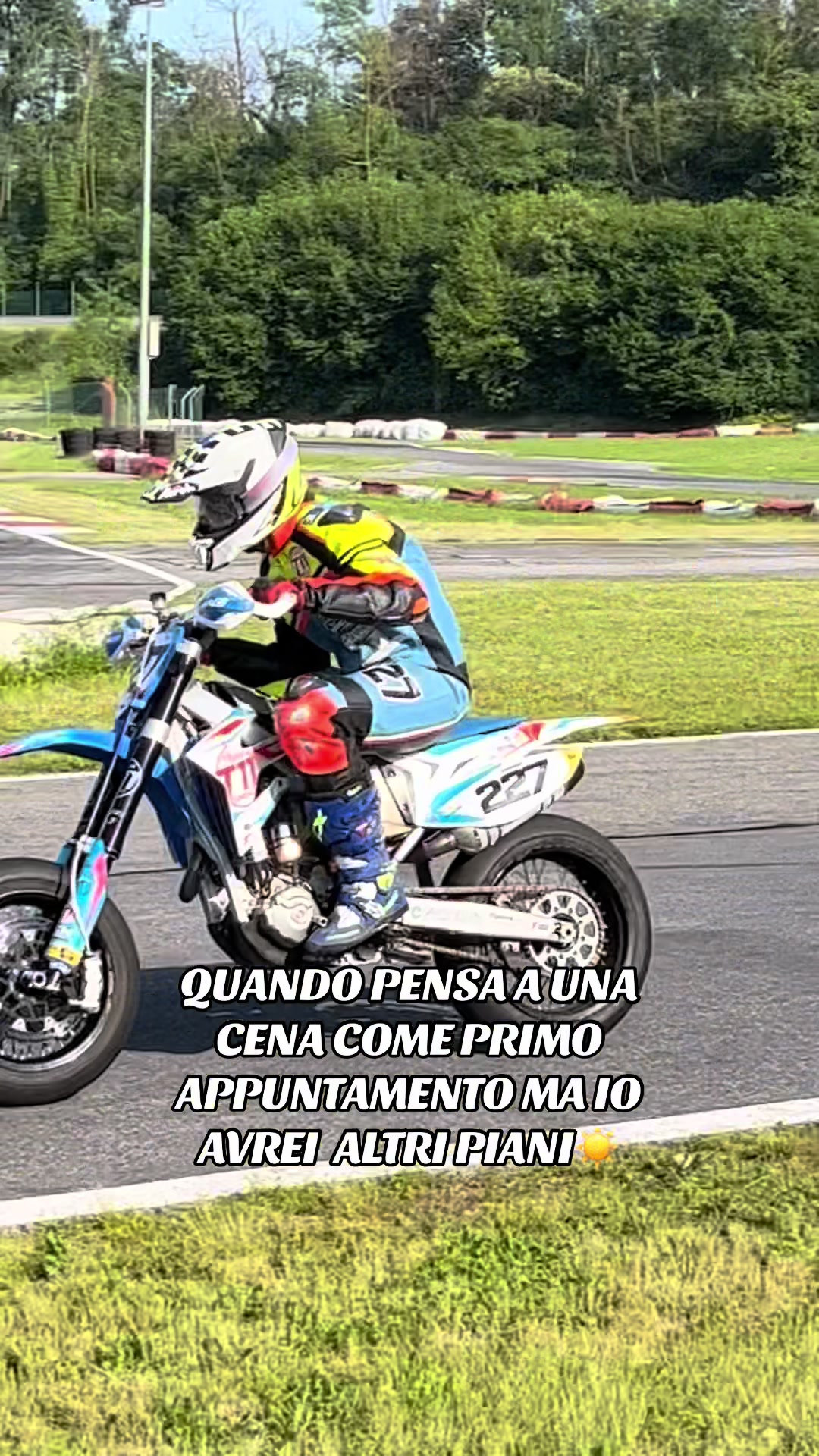 @Lorenzo Ferro