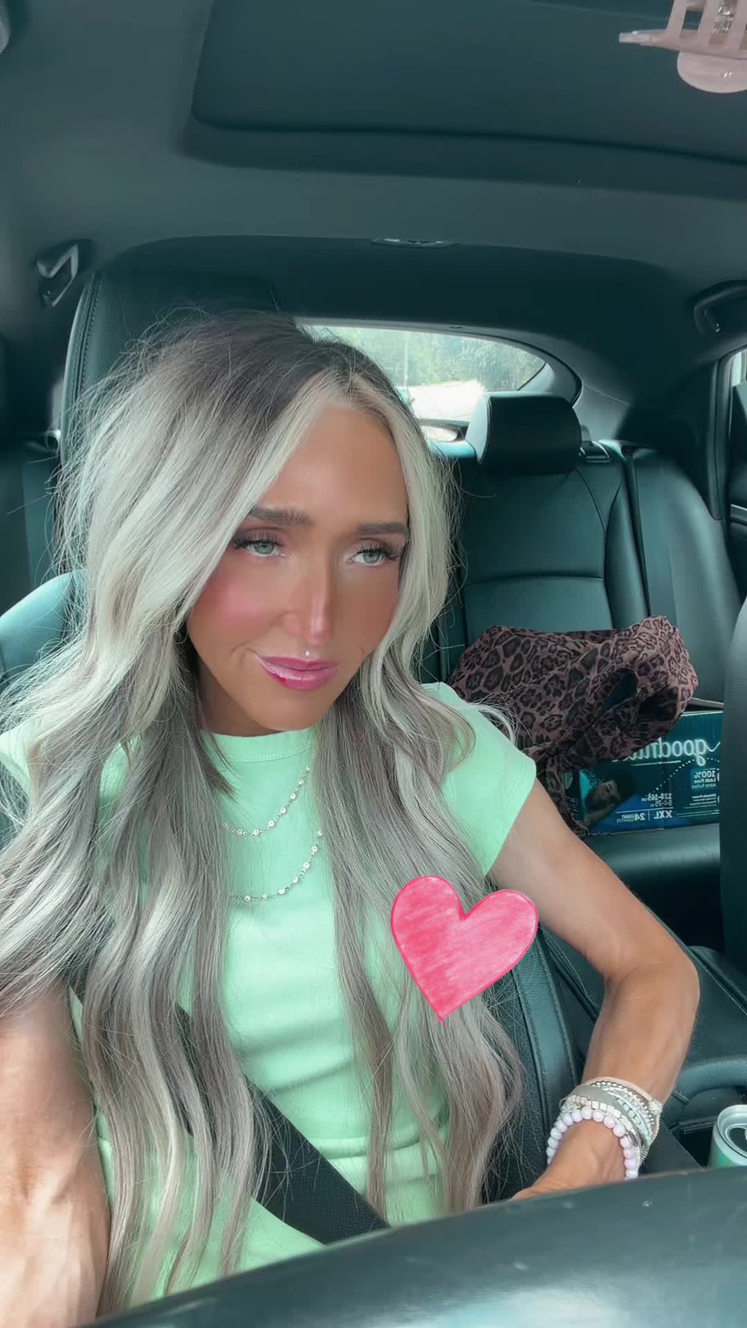 @Jessica ๐ค