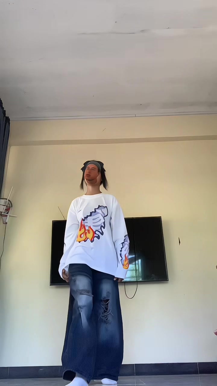 @EINMOVES