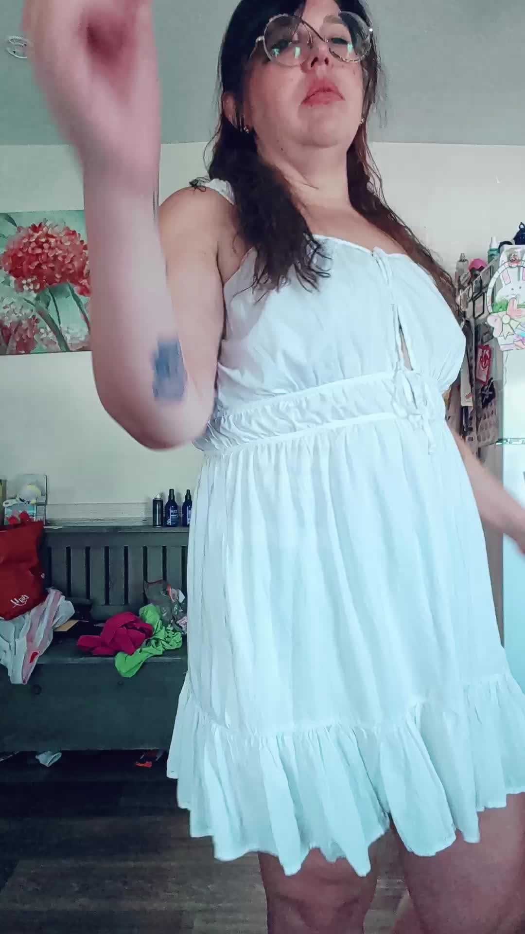 @Chellyissomewhere710