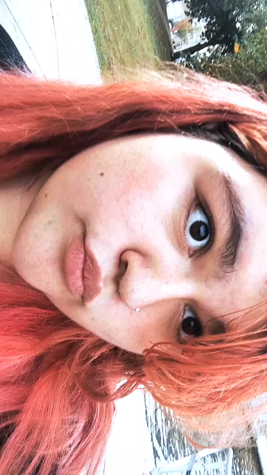 @️