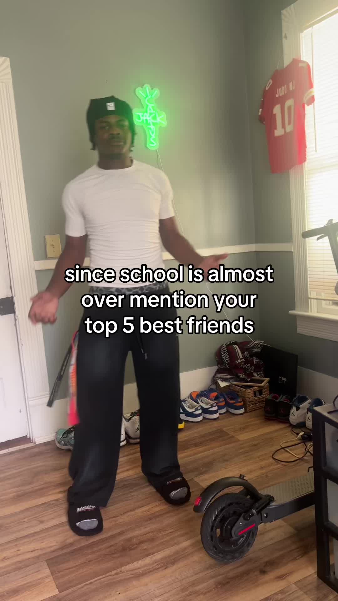 @DJ