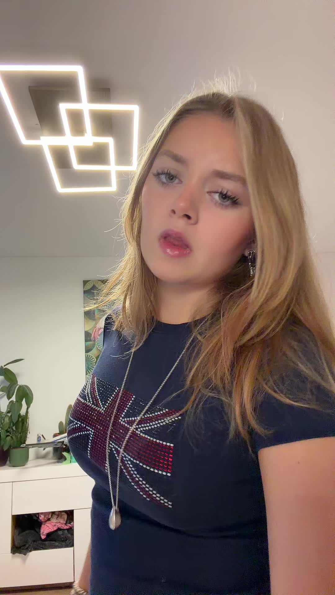 @Lolita