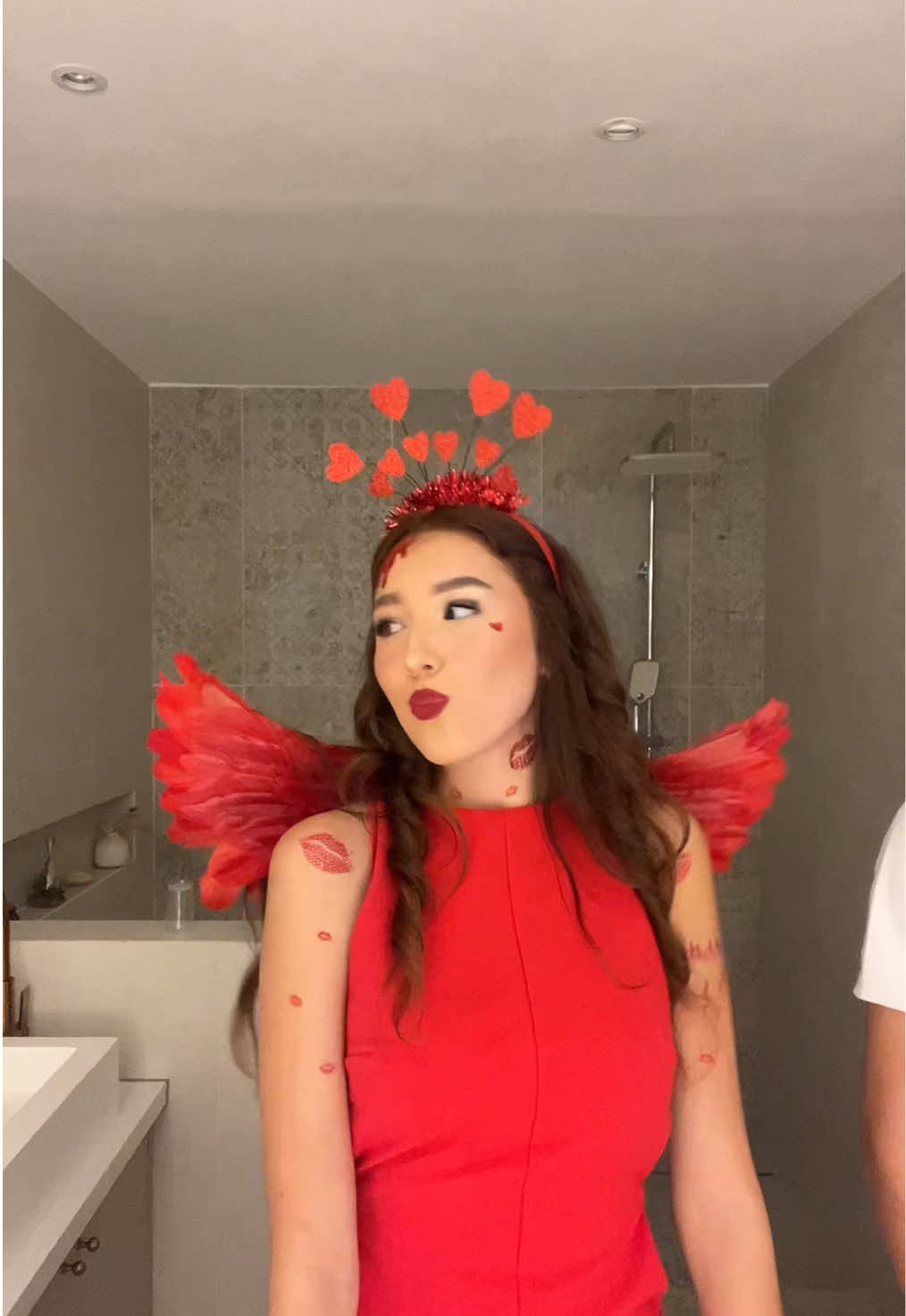 @LV
