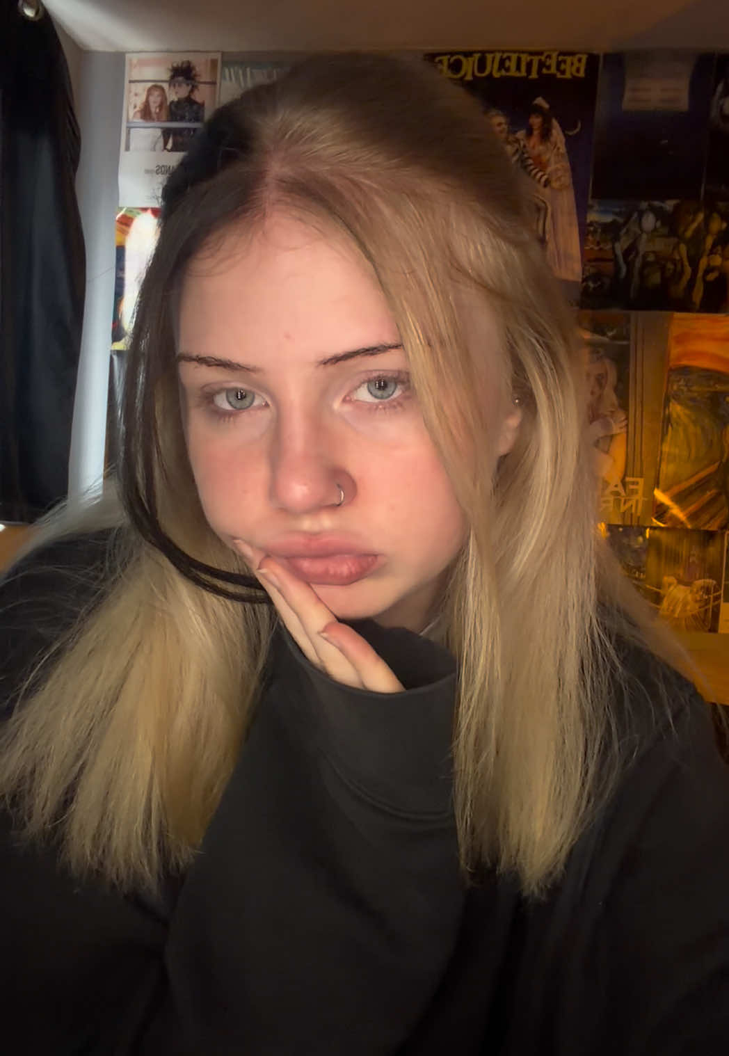 @𝔦𝔷𝔷𝔶