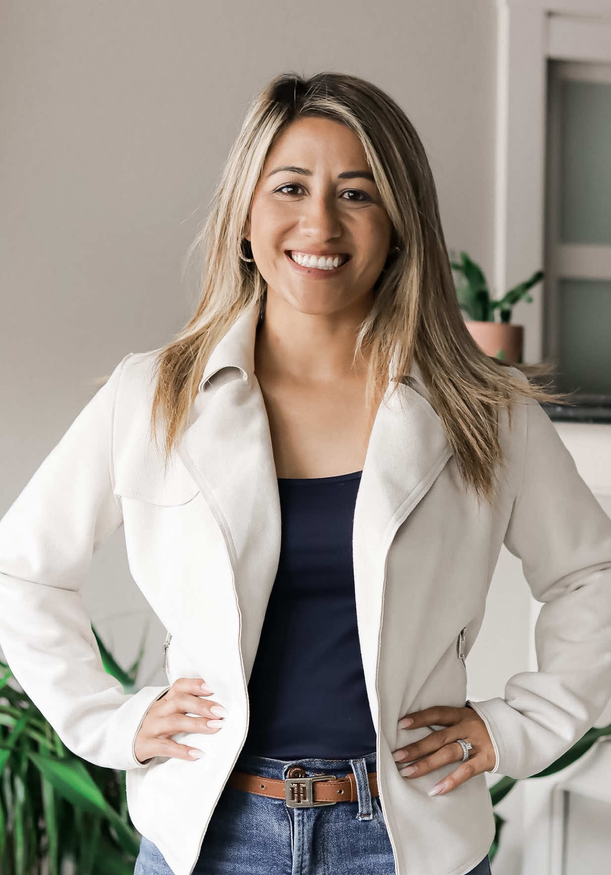 @Karen Guillen-WI & IL Realtor