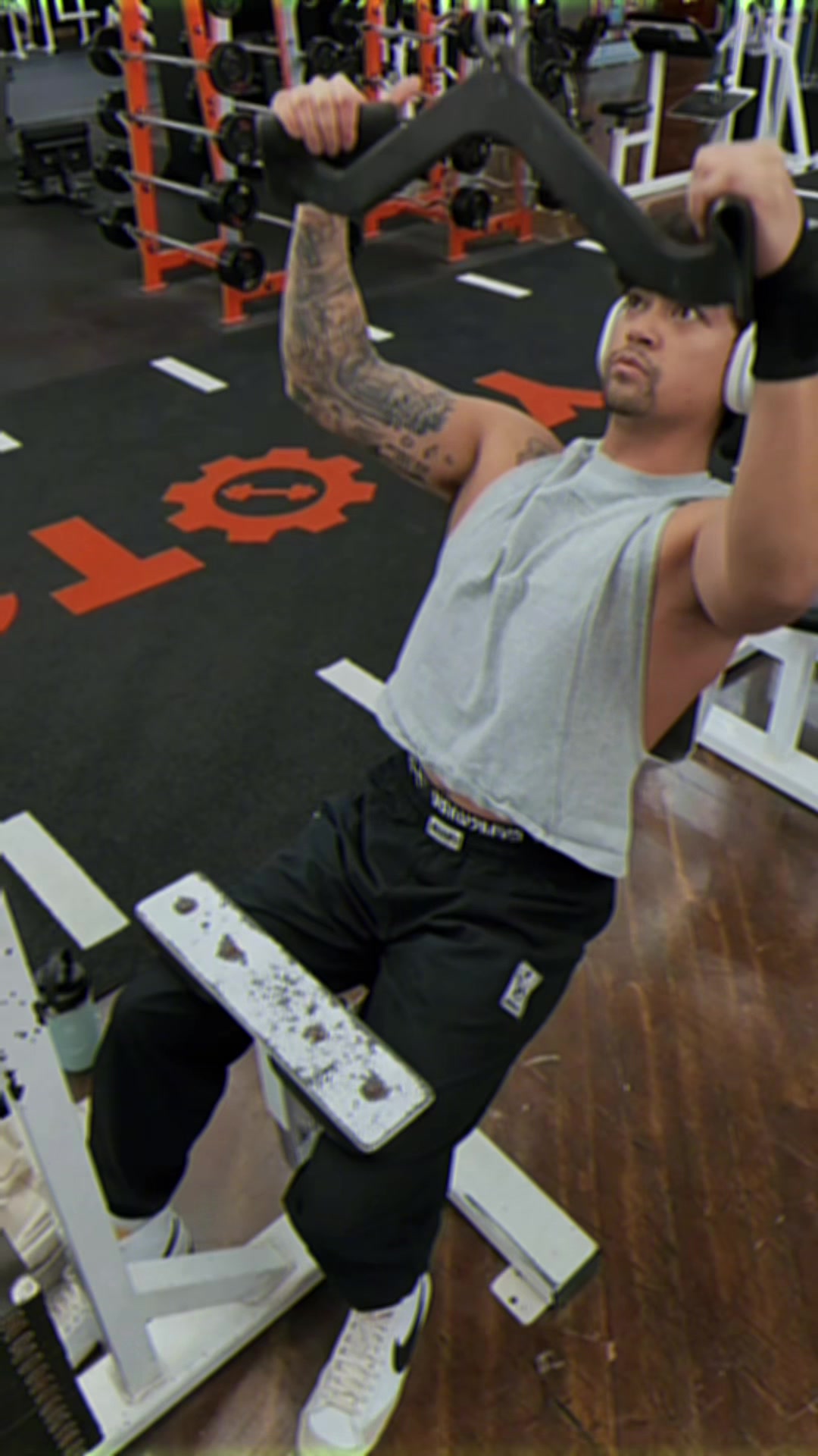 @bobbyylifts