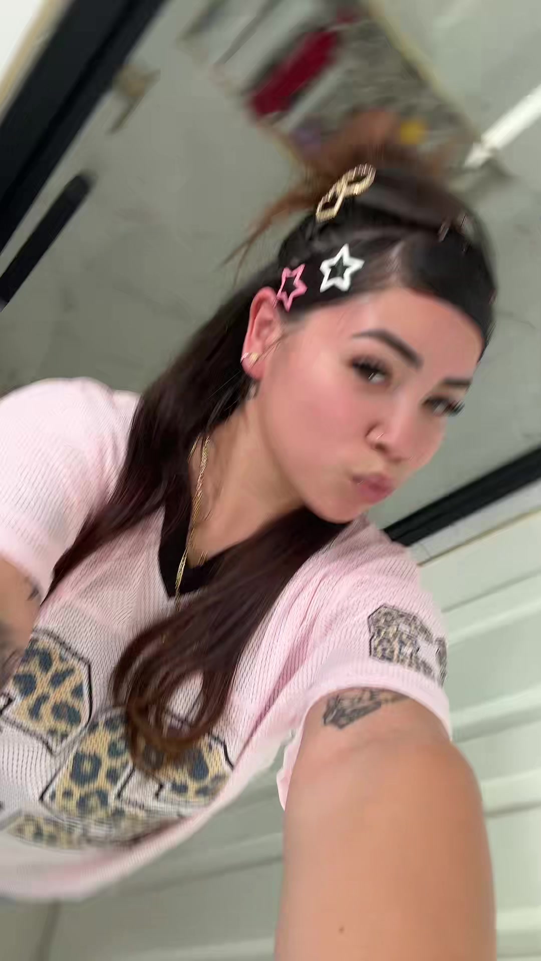 @LaGuera_