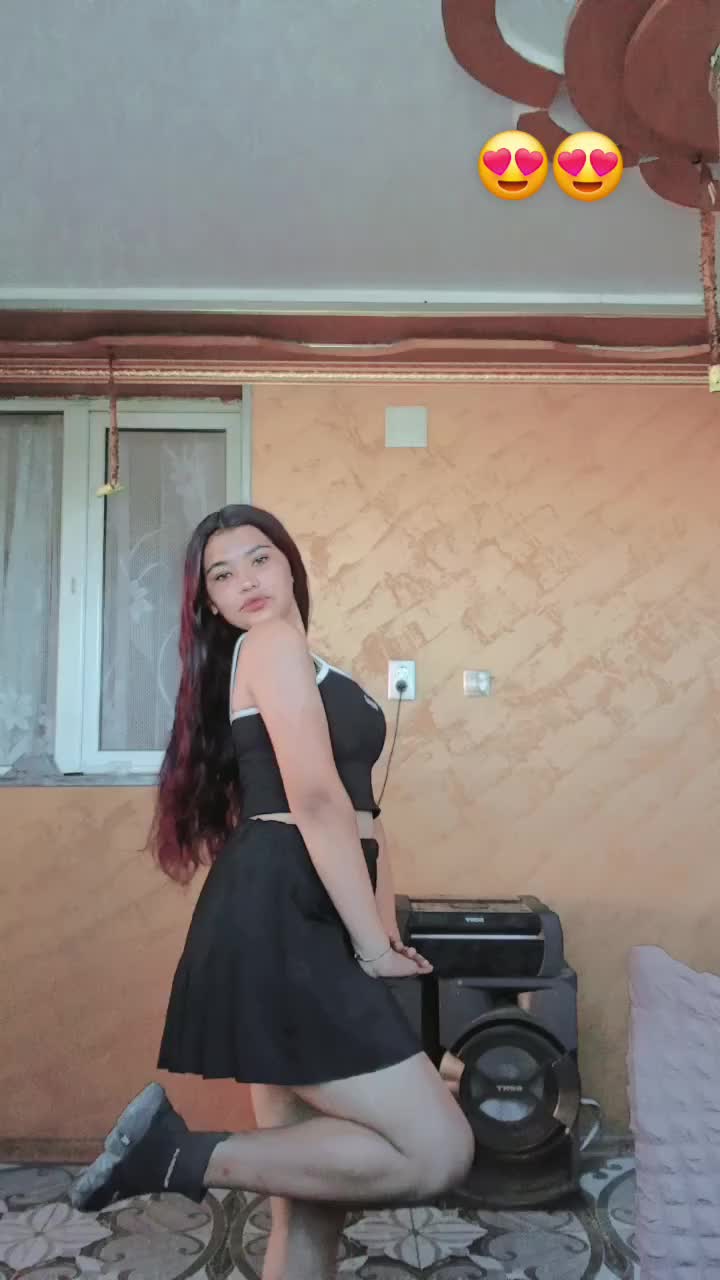 @Valentina🙉❤️