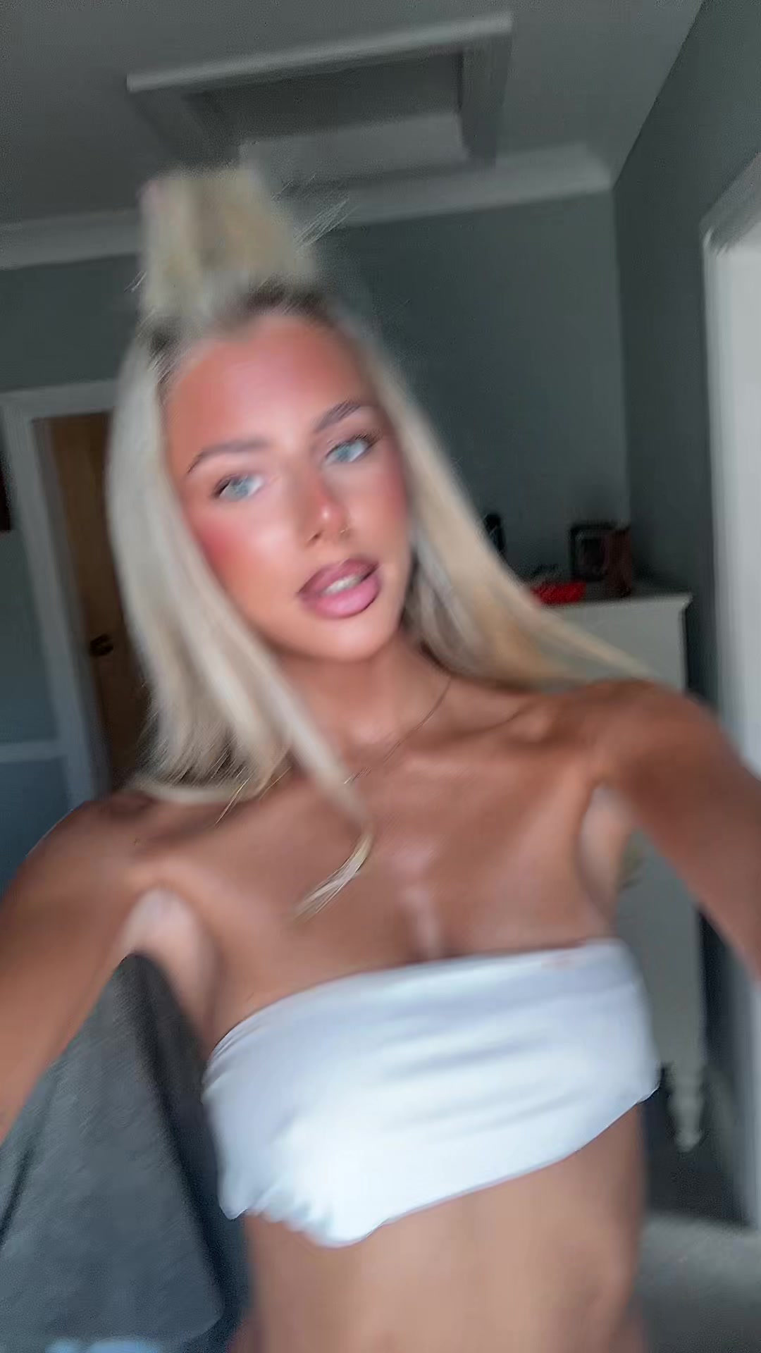 @miakirbz