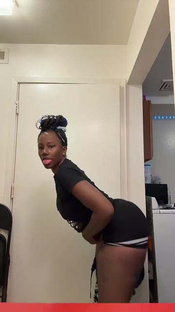 @Vanessa Olomide Fashion 🧜♀️