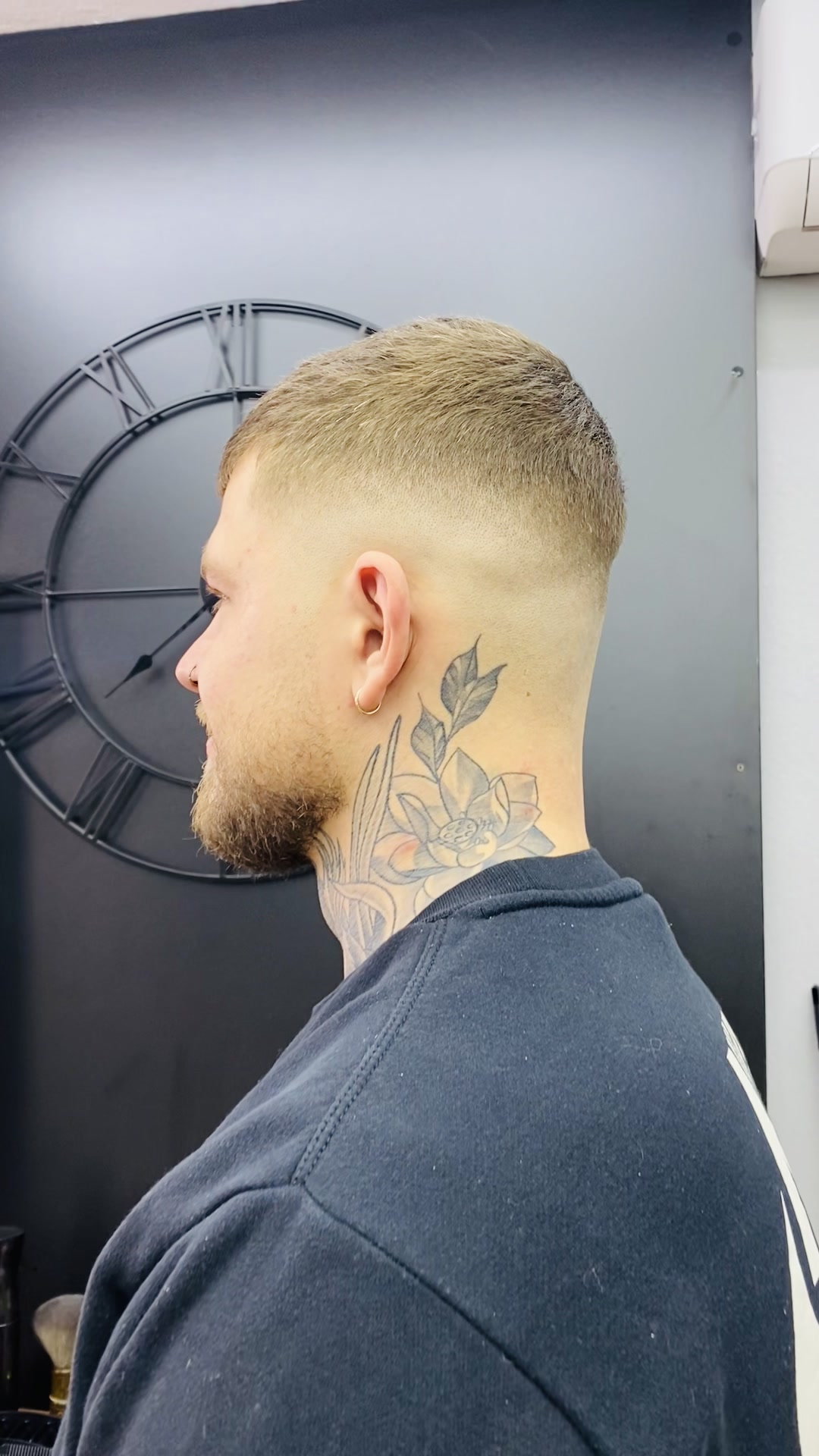 @Oscaro Friseur