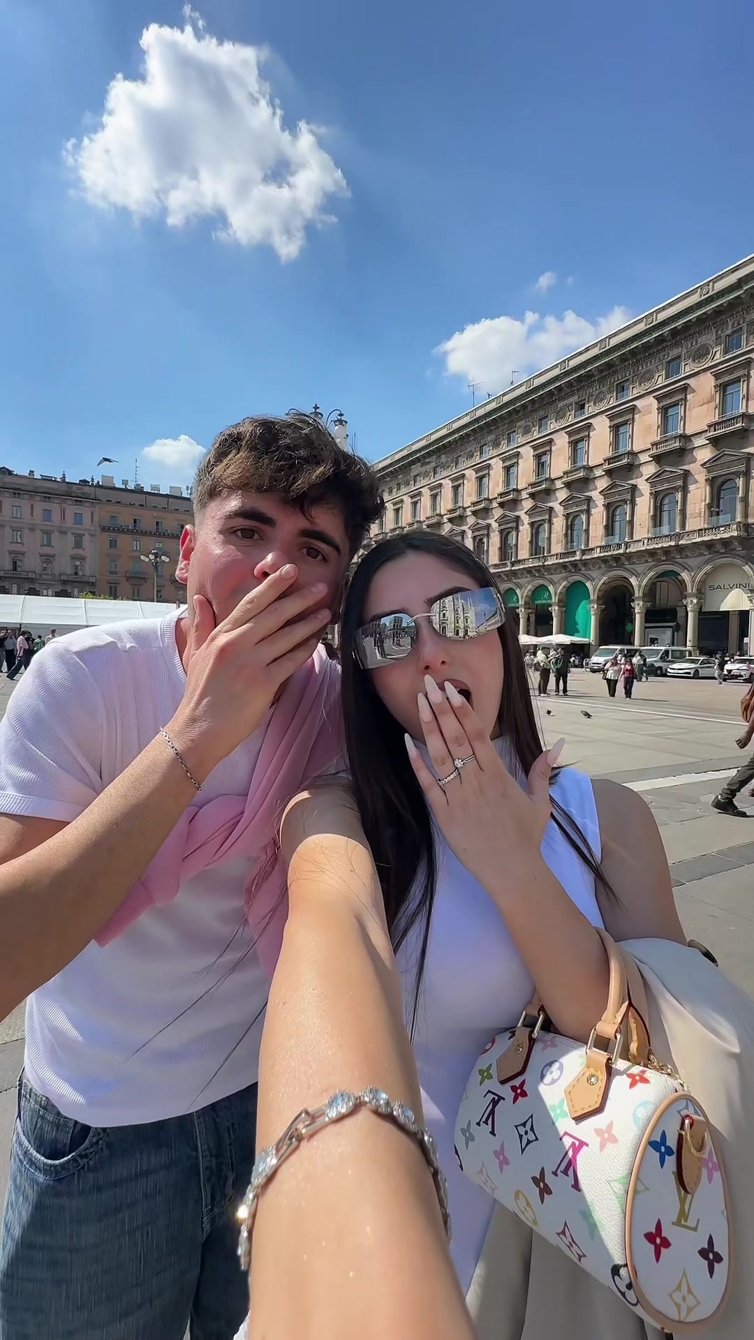 @aurora.becarelli