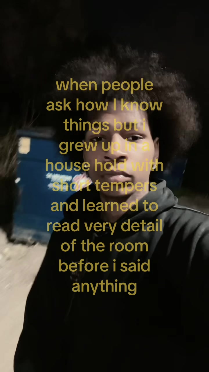 @⃟