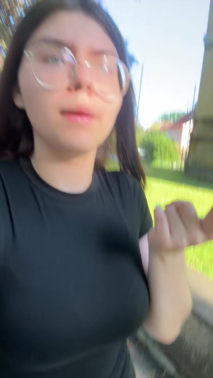 @Luisemaria🇩🇪🇨🇿