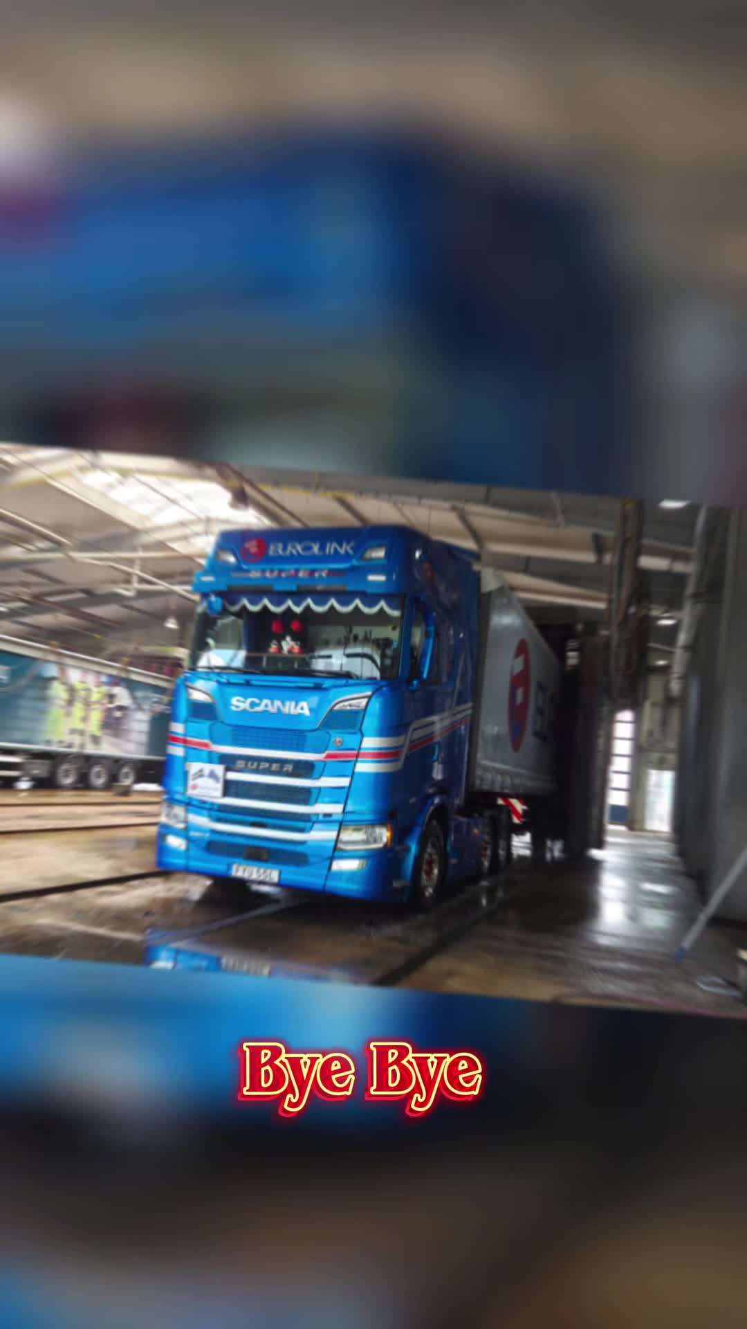 @Elmo_Auf_Europatour