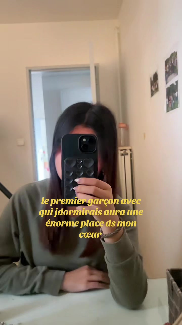@𝑬𝒎𝒆𝒍𝒊𝒏𝒆