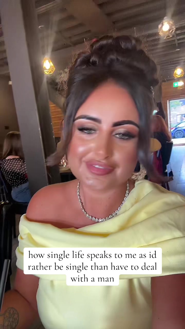 @courtneywhitexx