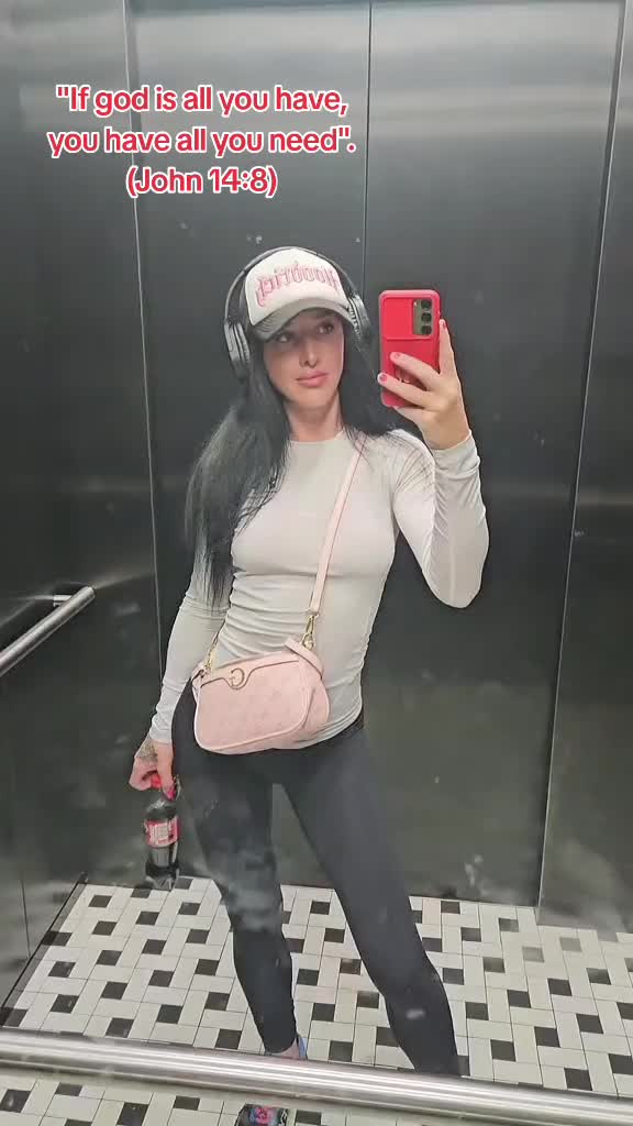 @groovyirishisback