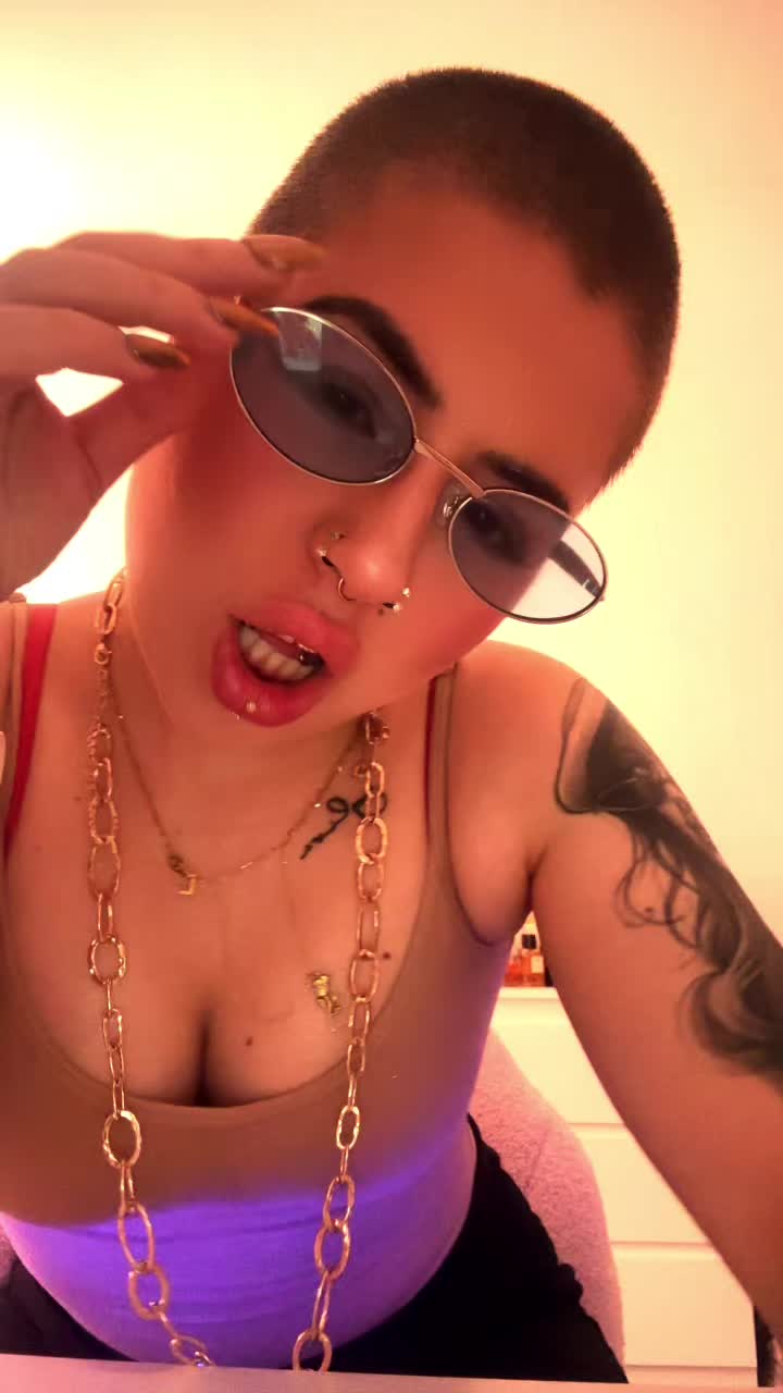 @Lara ✨✨✨