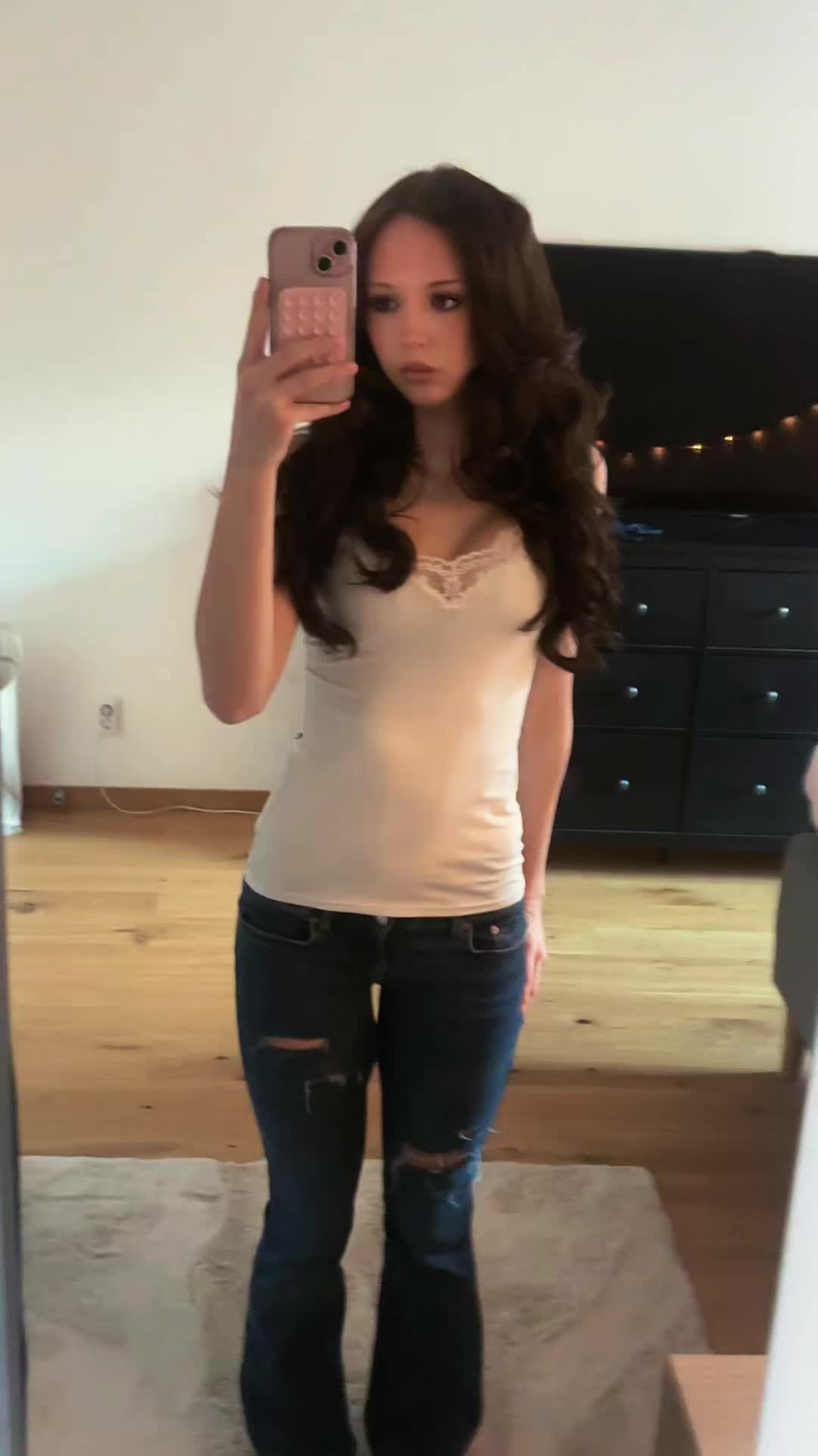 @Lo