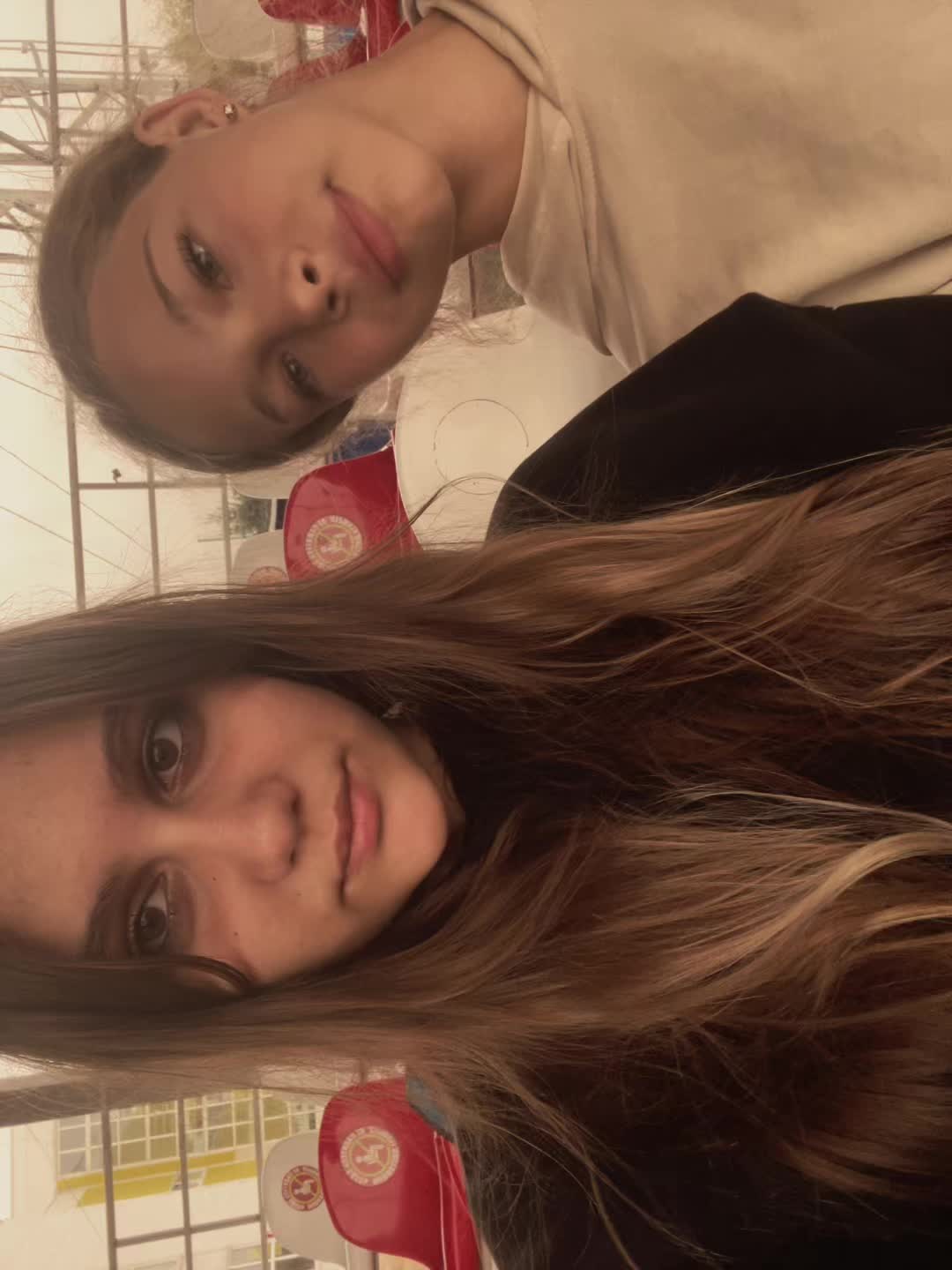 @юлька.