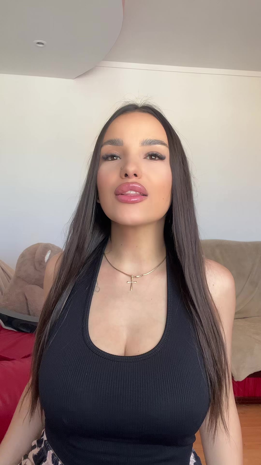 @Valentina Maria