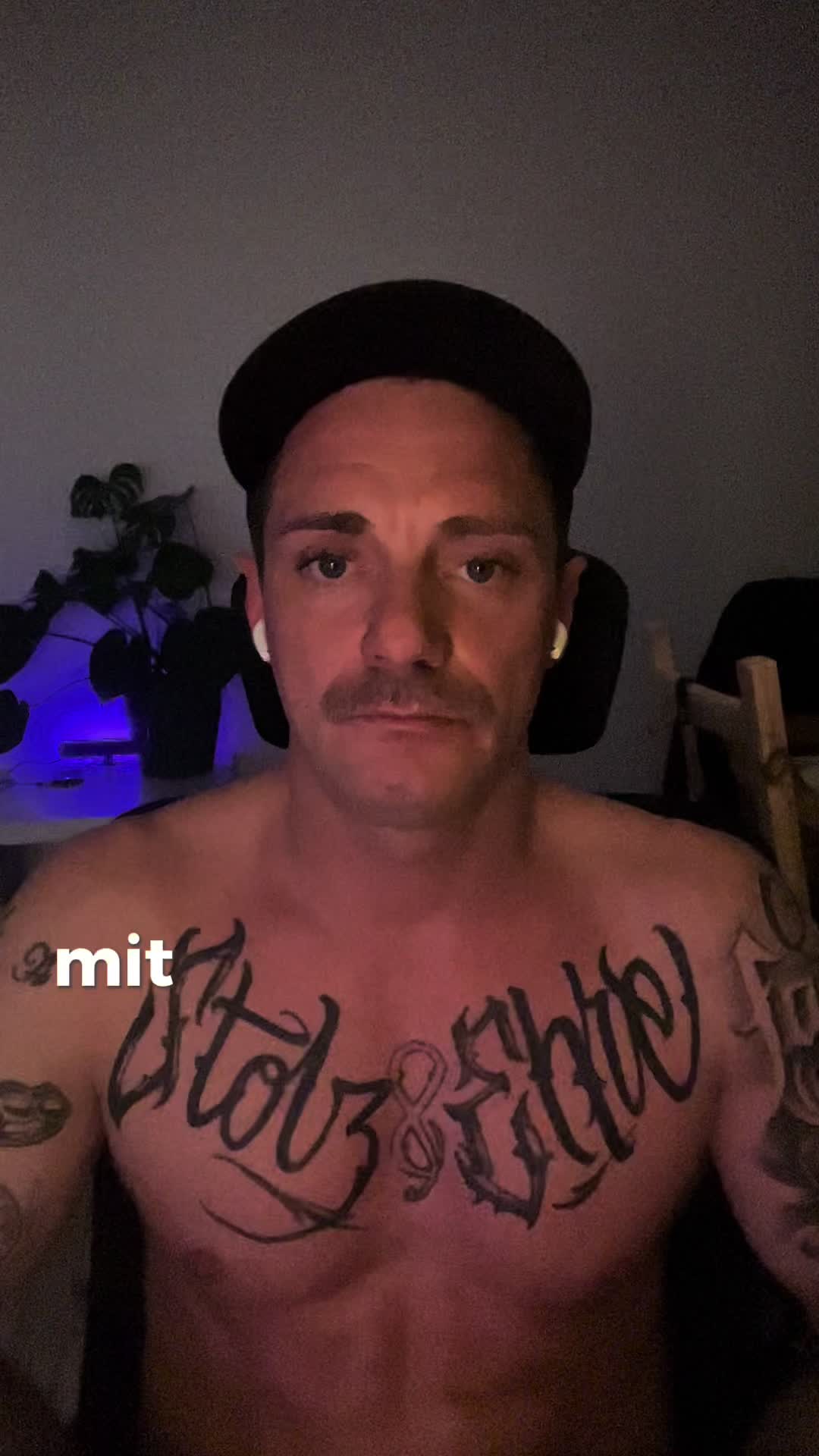 @MakUncut