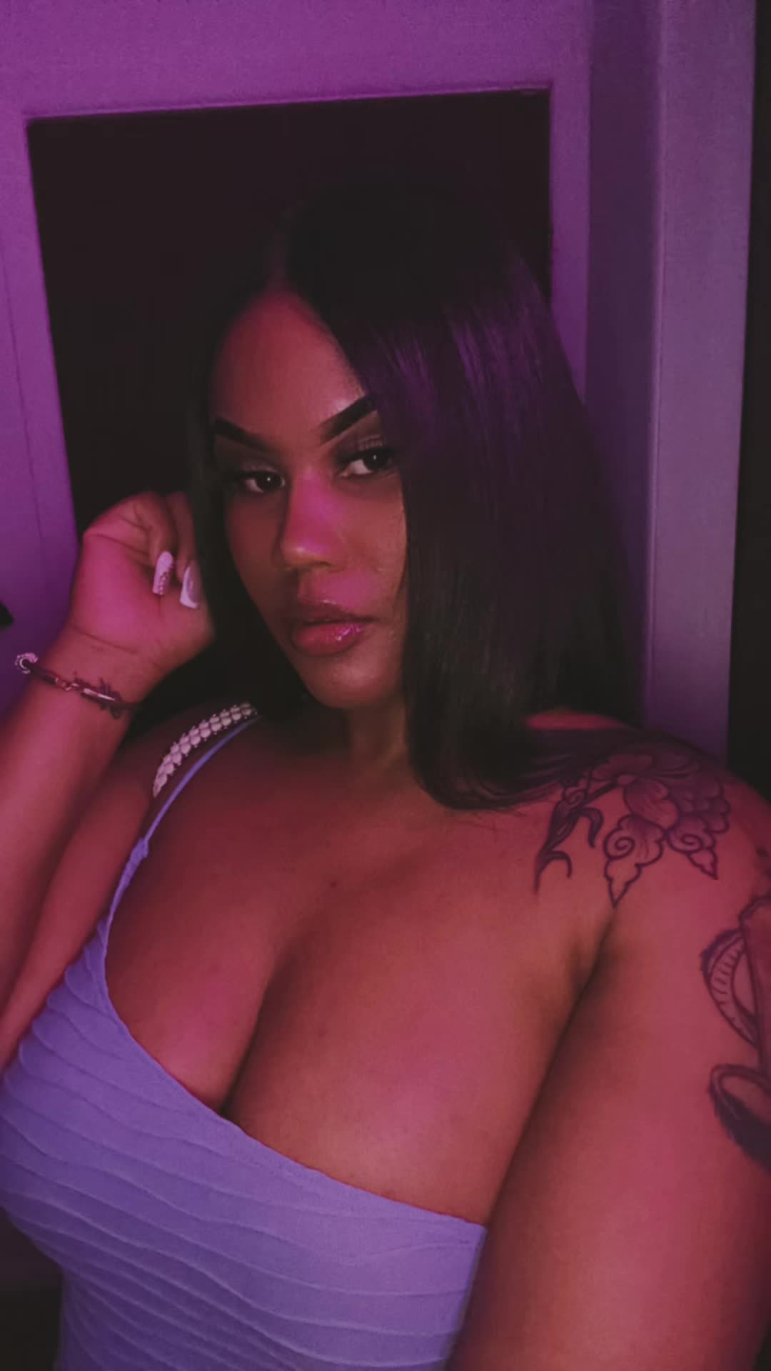 @Dniomi