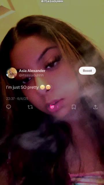 @A L I Y A H ๐๐.