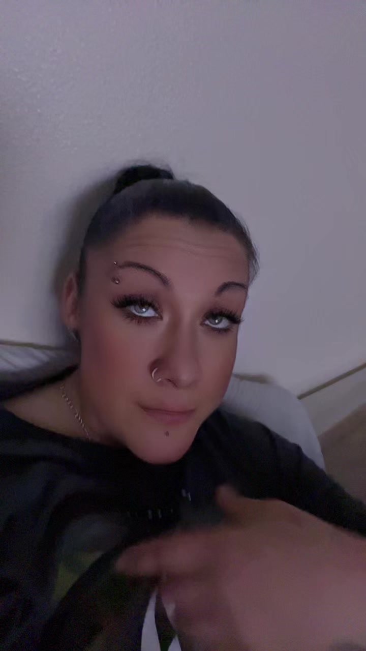 @Stephanie 🏳️🌈