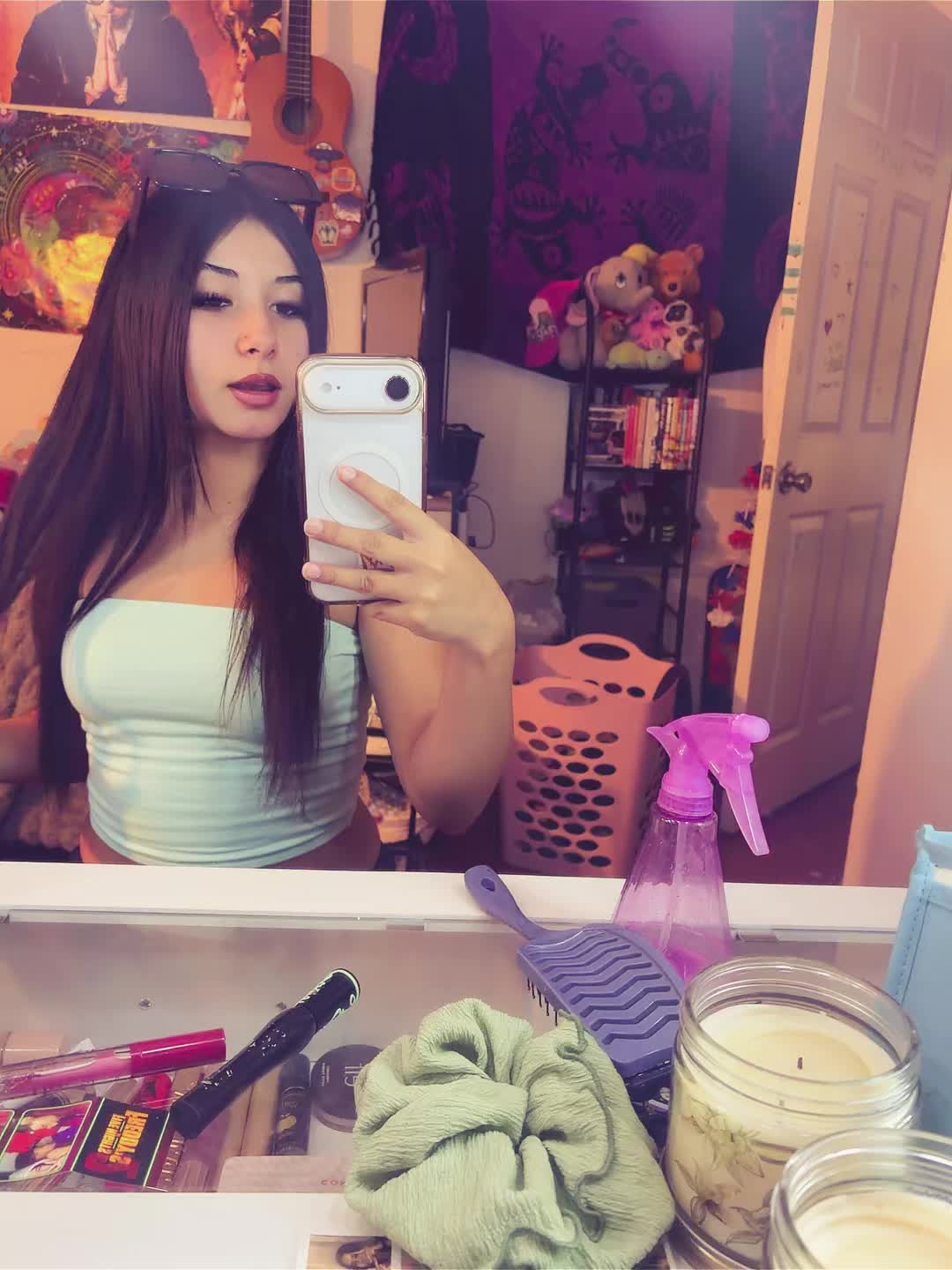 @🦄
