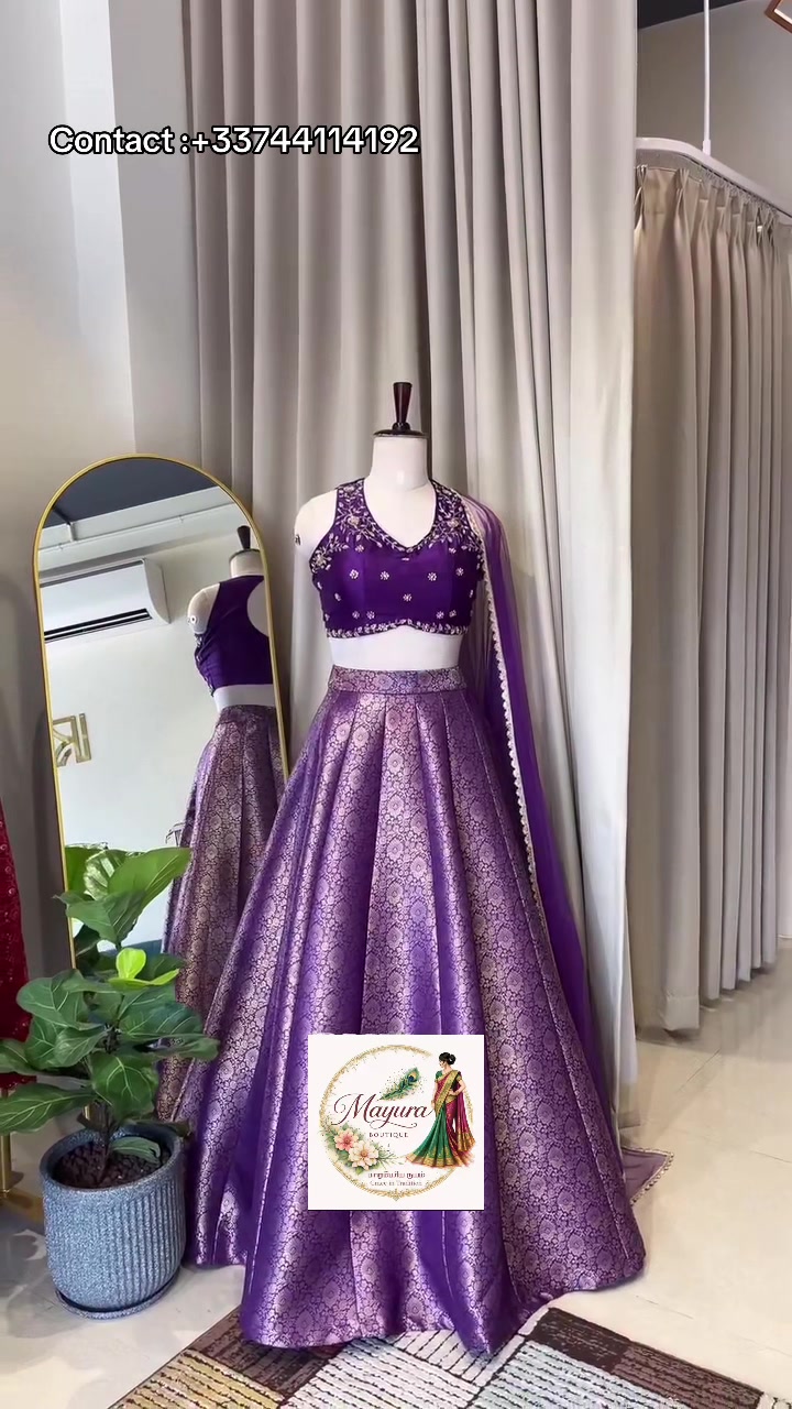 @Mayura boutique🦋