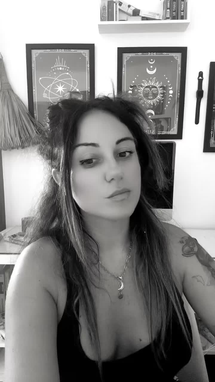 @Lunalucetta Italia