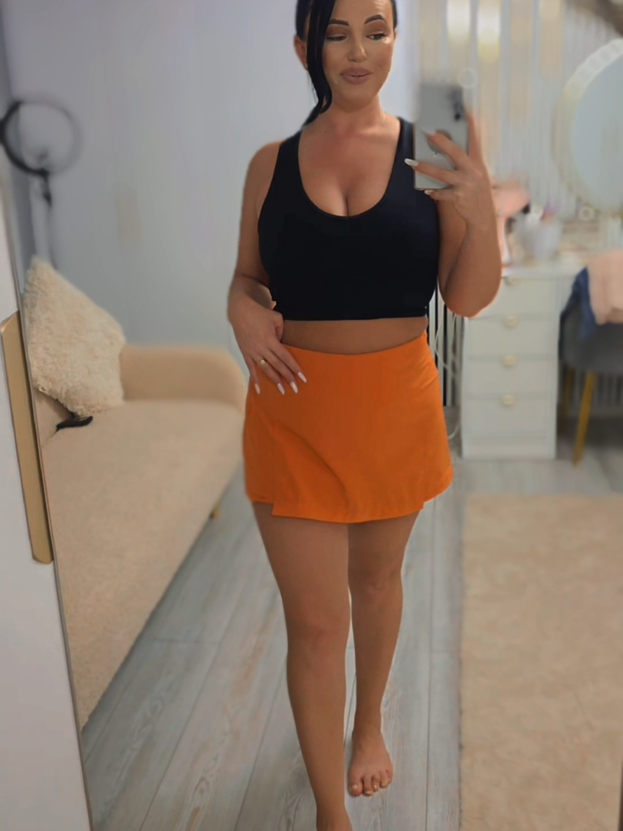 @Adina93