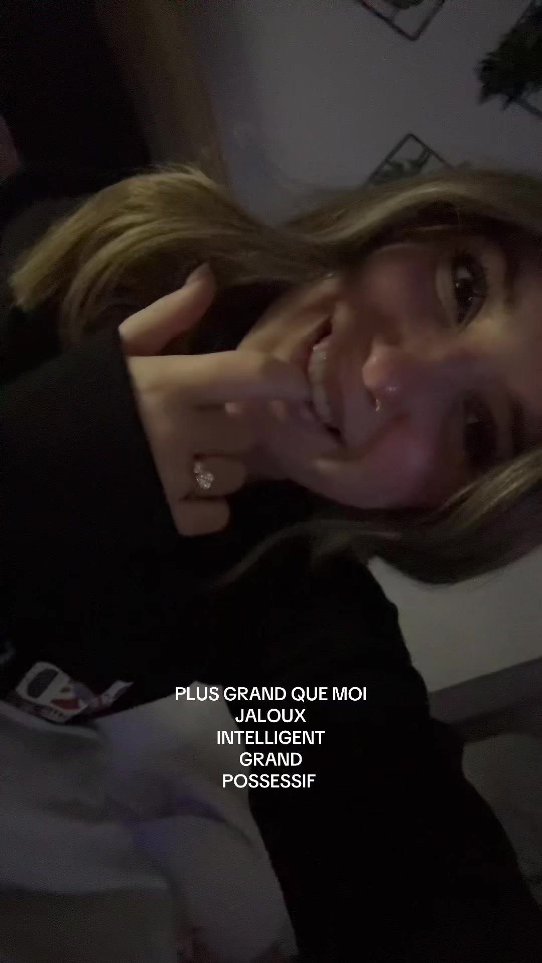 @user ꨄ