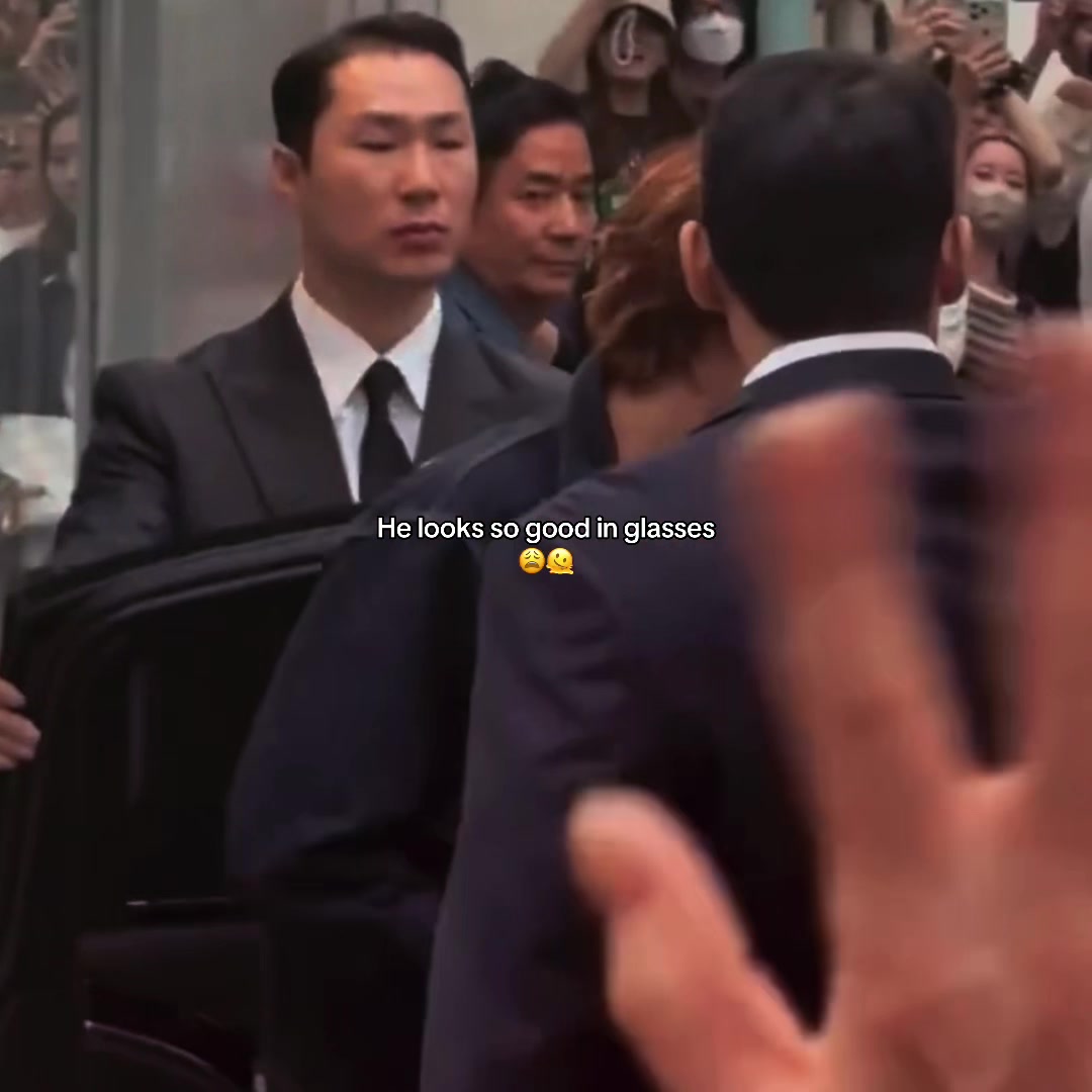 @Hobiah (fan account)