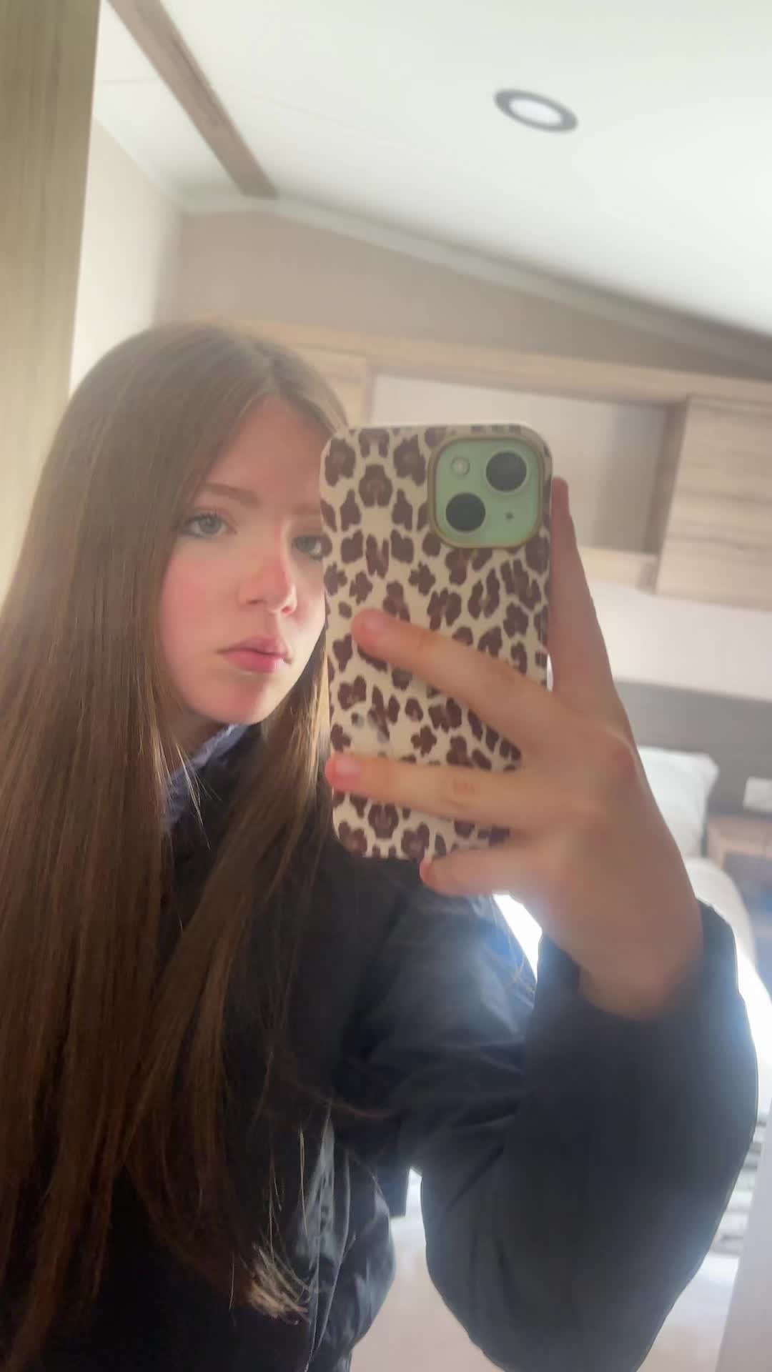 @🥐𝐡𝐥𝐨𝐞 𝐖𝐞𝐬𝐭